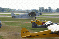 Oshkosh14FordTriMotor1280